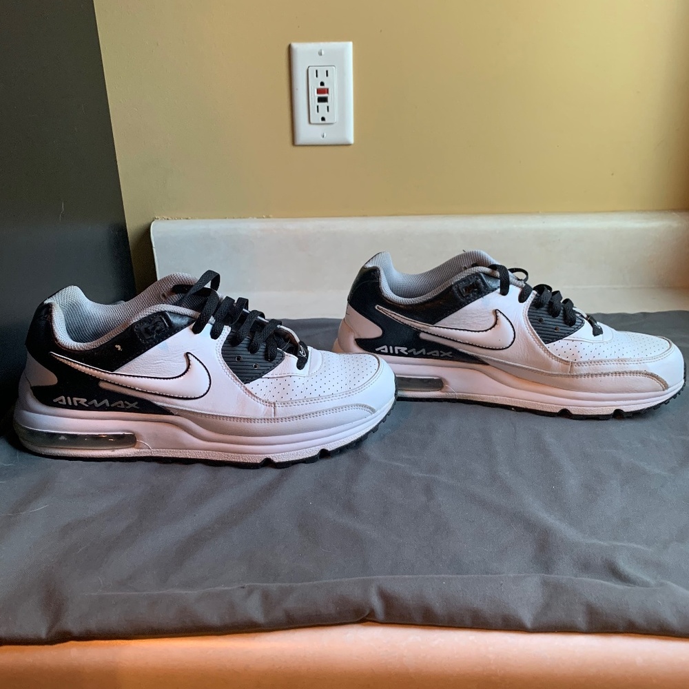 White Nike Air Max Wright- Size 11.5
